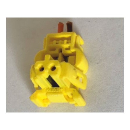 2 Pin Oto Elektrik Tesisat Soketi — HKN 2G061C