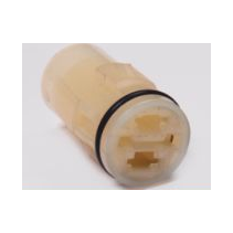 2 Pin Oto Elektrik Tesisat Soketi — HKN 2G118