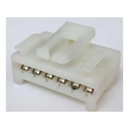 6 Pin Oto Elektrik Tesisat Soketi — HKN 6G016